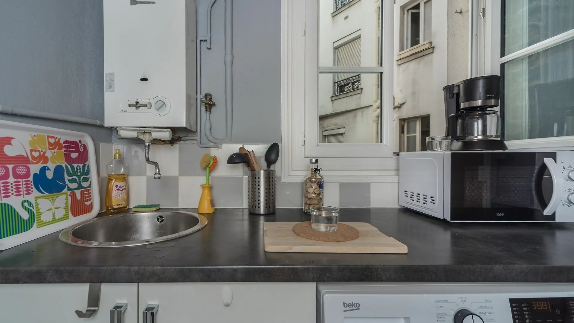 Apartament Championnet - *